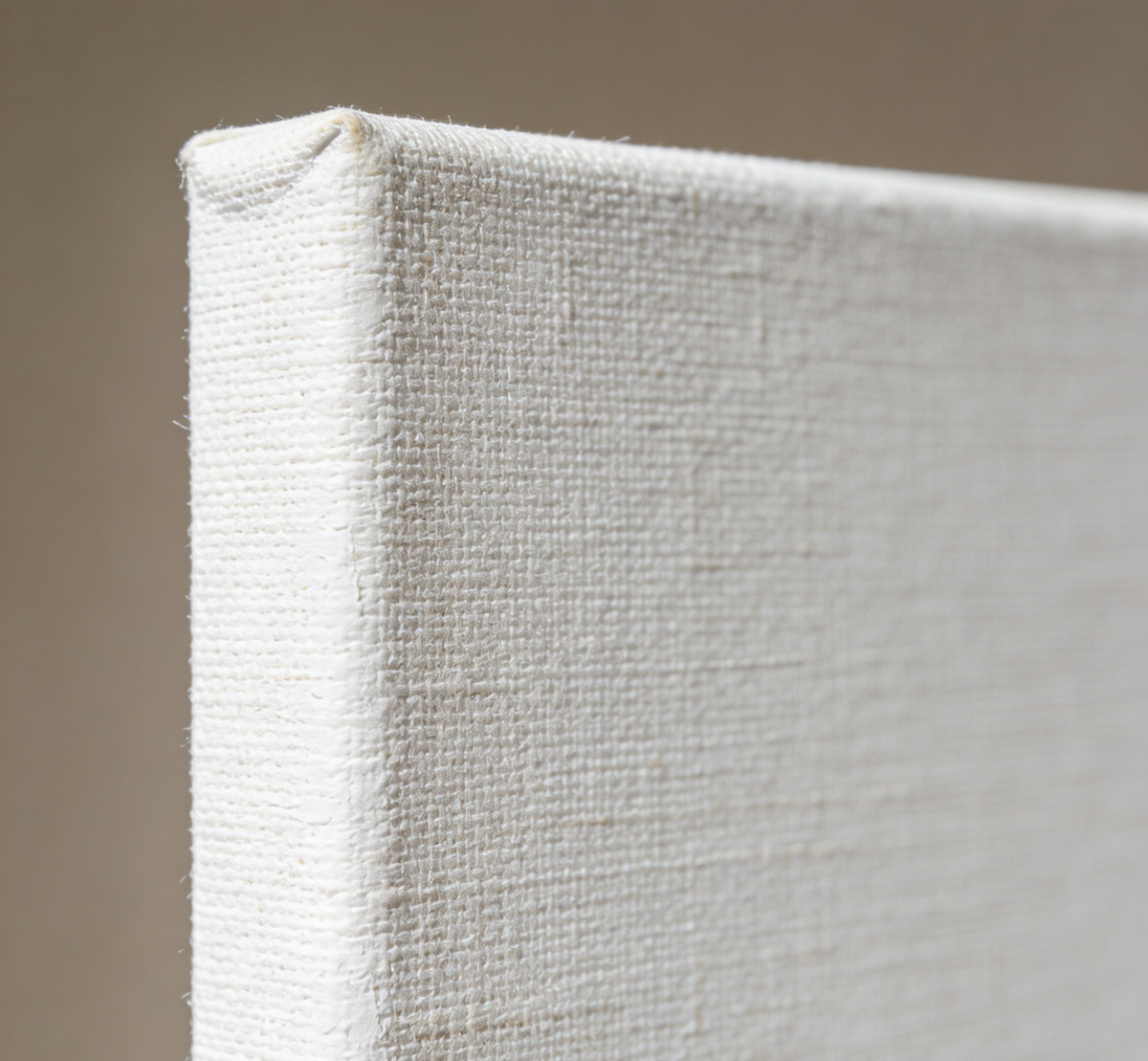 Clear Primed Canvas Texture: Transparent Preparation for Toned Grounds